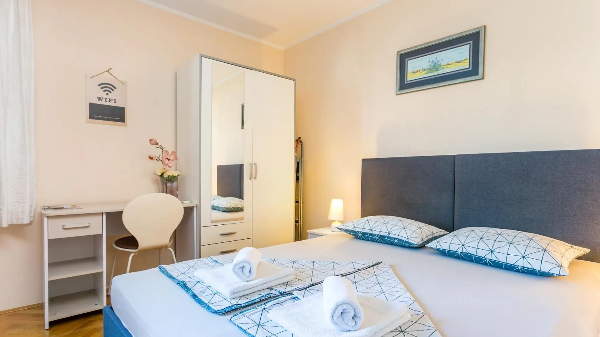 Apartments With Wifi Split - 21385 Croatie